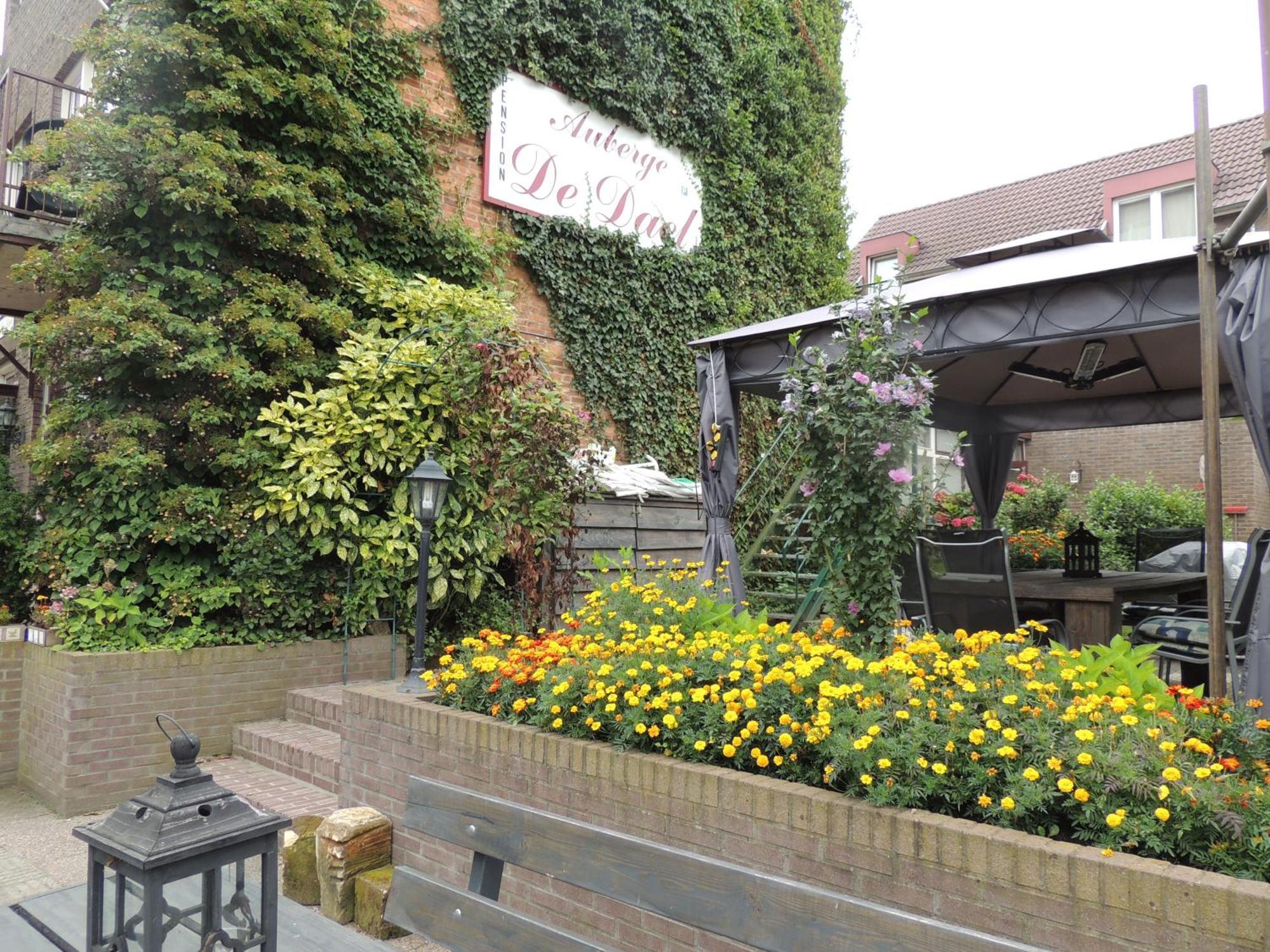 Pension Auberge De Dael Valkenburg aan de Geul Exterior foto